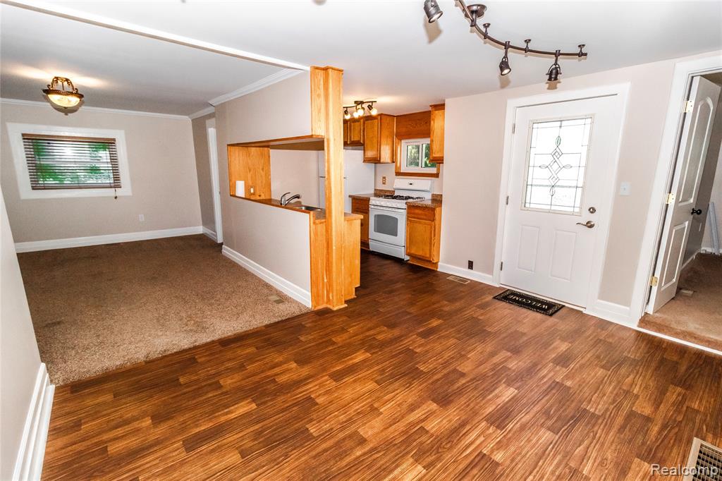 106 Washington Street, Attica, MI 48412 — Photo 11
