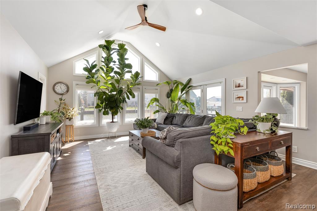 38846 Venetian Drive, Harrison Township, MI — Photo 10