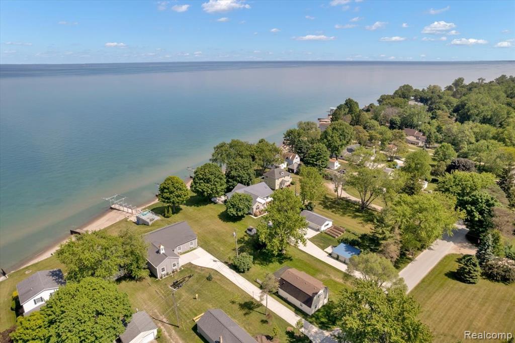 7937 Lakeview Drive, Lexington, MI 48450 — Photo 8