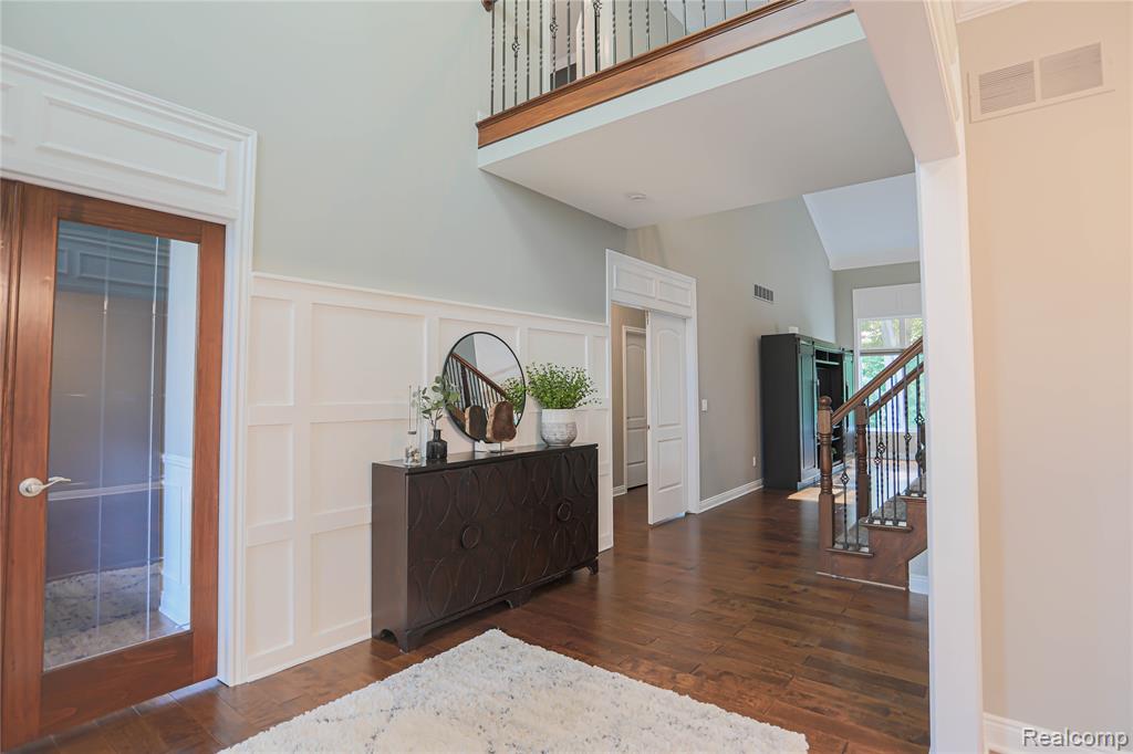 55761 Timbers Edge Drive, Shelby Twp, MI 48316 — Photo 11