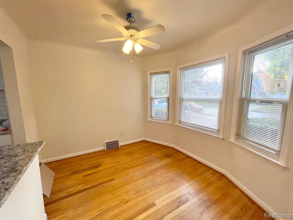 814 N Gainsborough Avenue, Royal Oak, MI 48067 — Photo 16