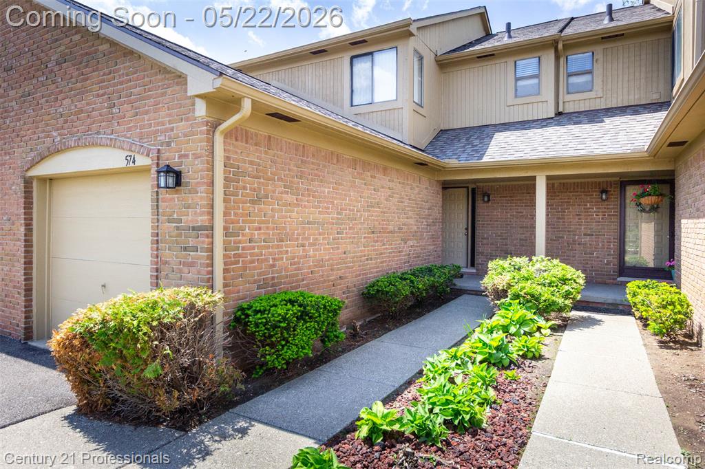 574 Tennyson, Rochester Hills, MI 48307 — Photo 3