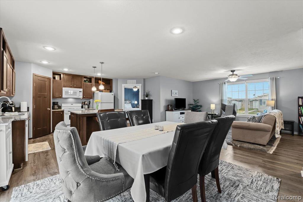 11209 SPRING ARBOR, South Lyon, MI 48178 — Photo 9