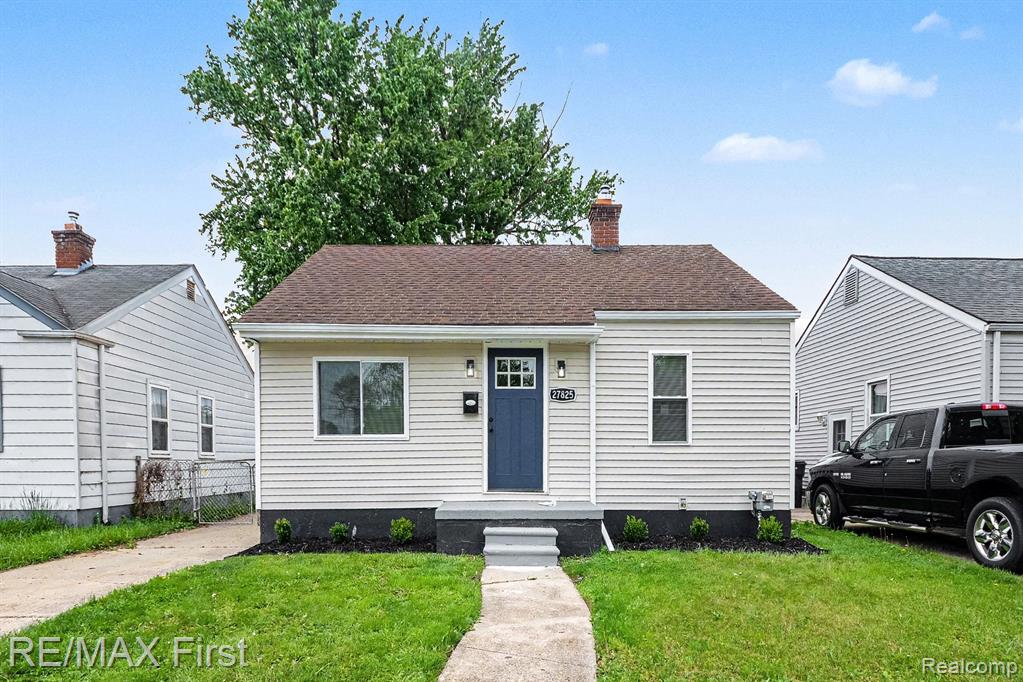 27825 Van Howe Street, Roseville, MI 48066 — Photo 2