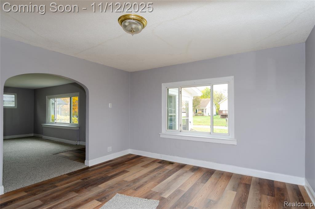 577 Peacock Avenue, Pontiac, MI 48340 — Photo 17