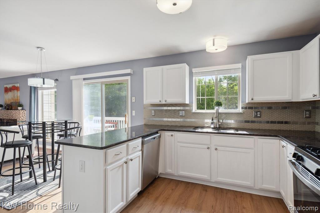 5746 CARY Drive, Ypsilanti, MI 48197 — Photo 12
