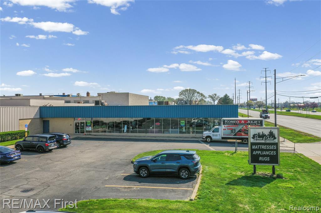 8655 E 8 Mile Road, Warren, MI 48089 — Photo 30