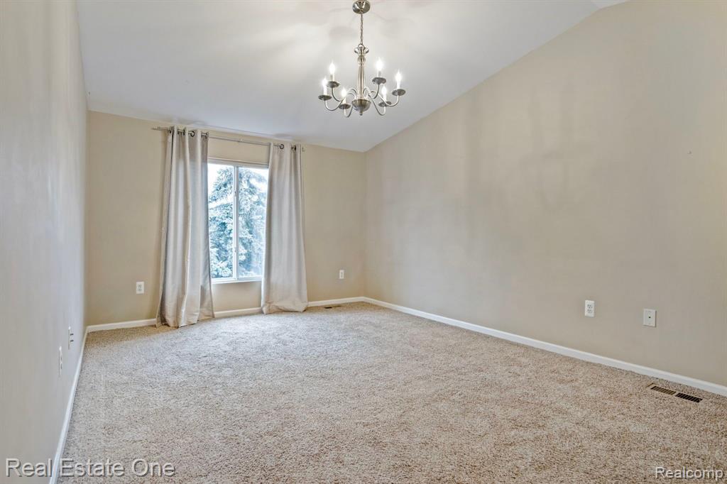 6975 EDGEWATER Drive, Troy, MI 48085 — Photo 18