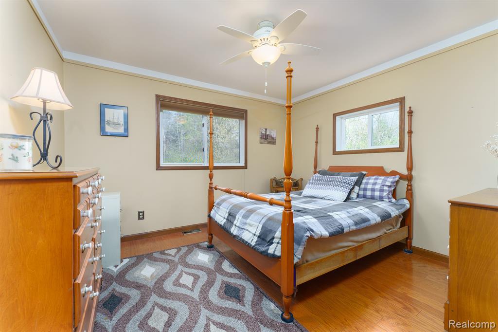 9333 W COON LAKE Road, Gregory, MI 48137 — Photo 19