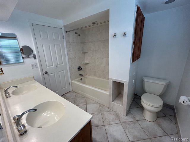 7142 CATHEDRAL Drive, Bloomfield Hills, MI 48301 — Photo 13