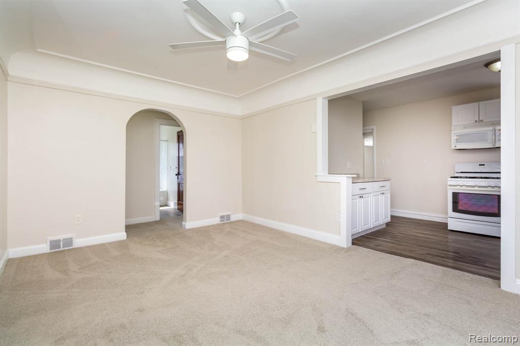 1147 Harrison Avenue, Garden City, MI — Photo 6