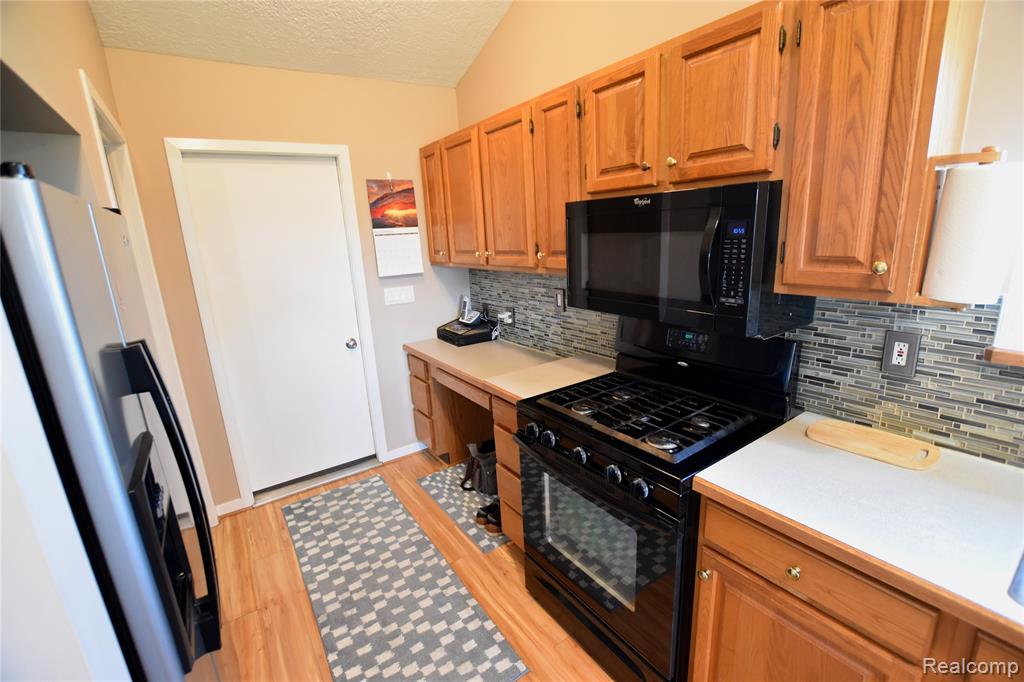 2595 Clinton Hills Road, Ortonville, MI 48462 — Photo 6