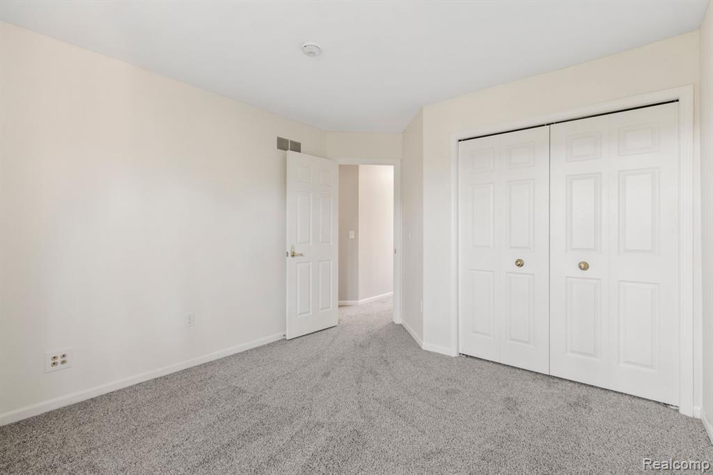 42036 SARATOGA Circle, Canton, MI 48187 — Photo 19