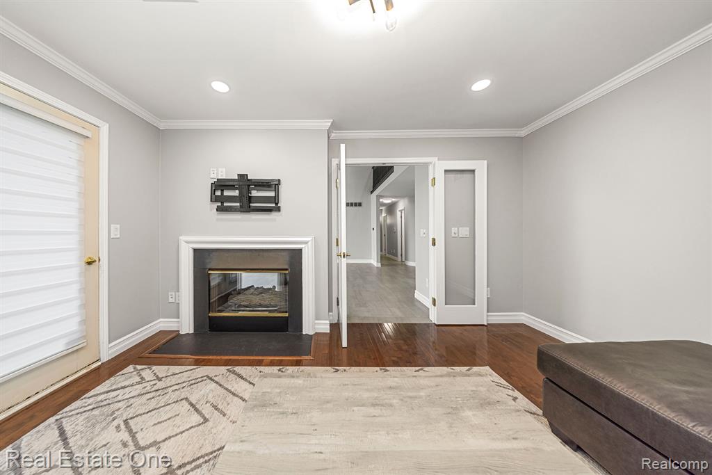 6246 Lindsay Court, West Bloomfield, MI 48324 — Photo 11