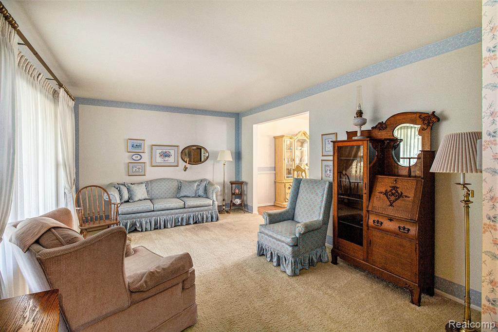 4196 CRESTKNOLL Drive, Grand Blanc, MI 48439 — Photo 3