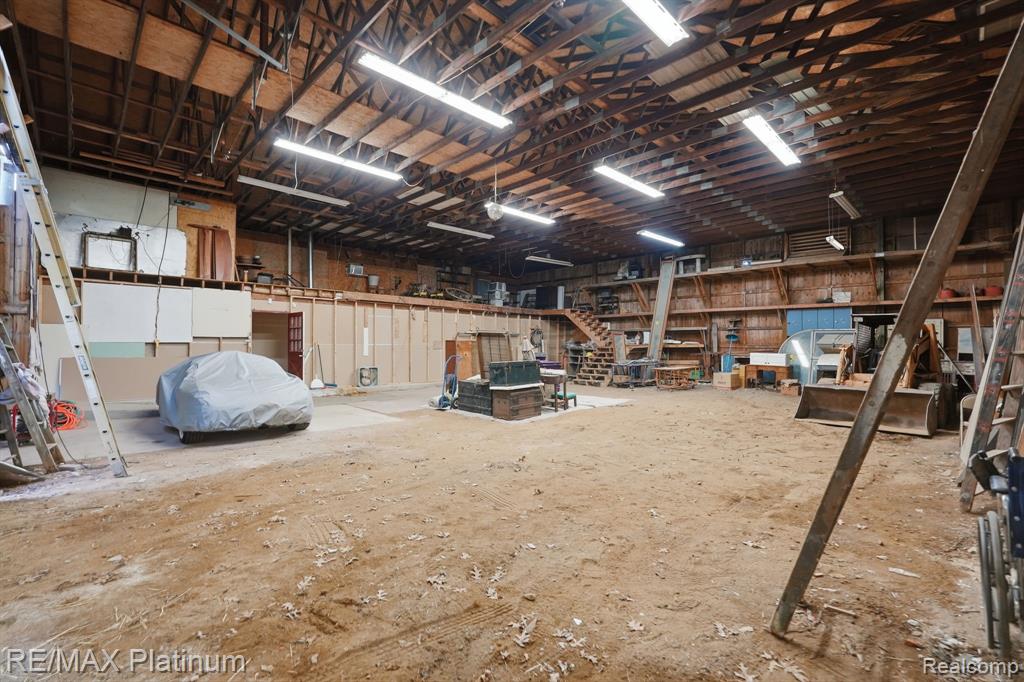 15921 W M 36, Pinckney, MI 48169 — Photo 36