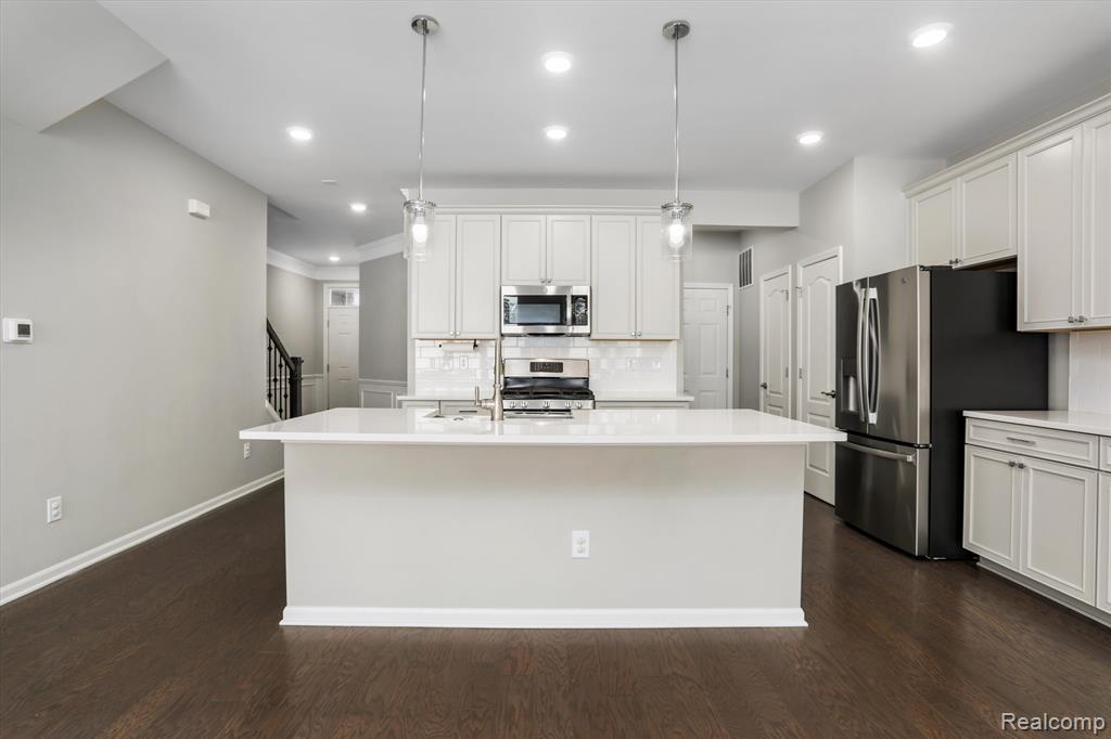 4974 Glenora Drive, Lake Orion, MI — Photo 5