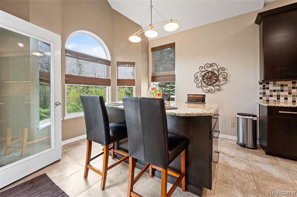 2460 Fenton Creek Lane, Fenton, MI 48430 — Photo 17
