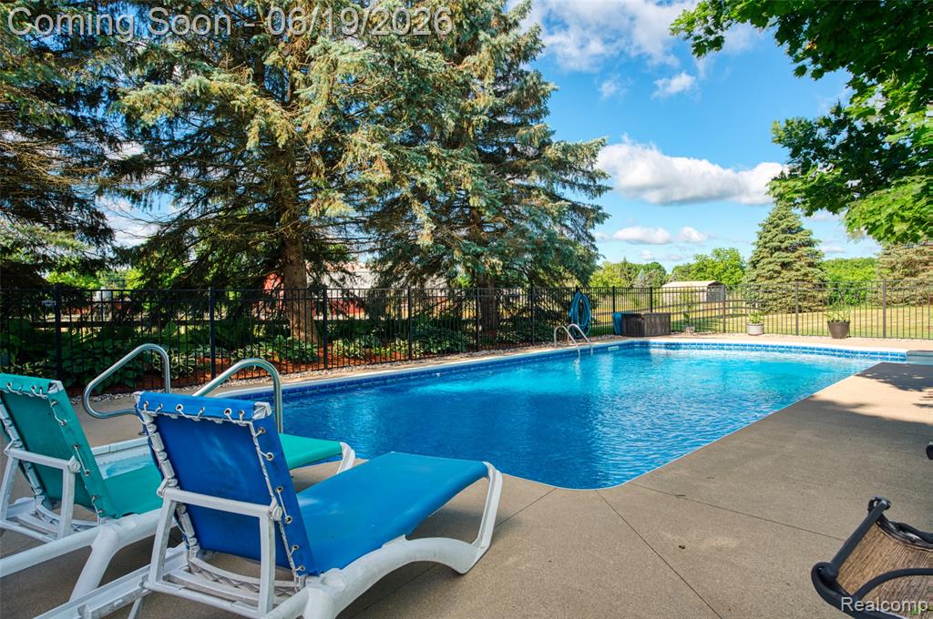 5900 Carter Court, Howell, MI 48843 — Photo 47