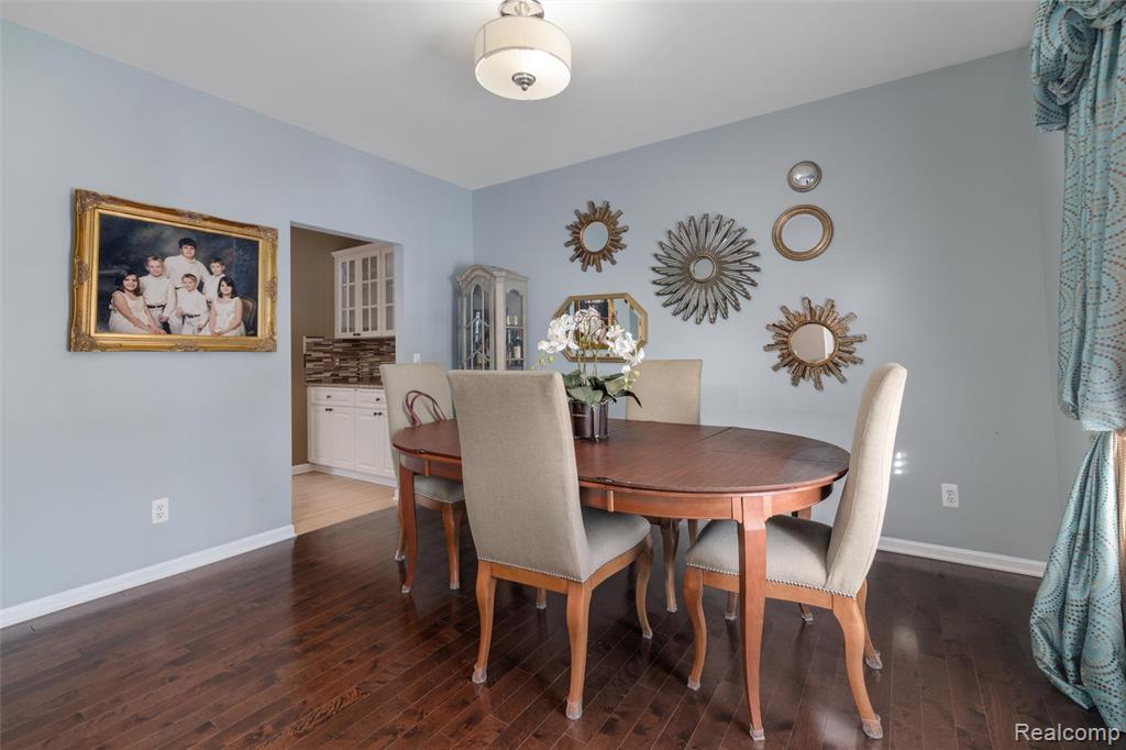 55453 Macintosh Court, Shelby Twp, MI 48316 — Photo 8