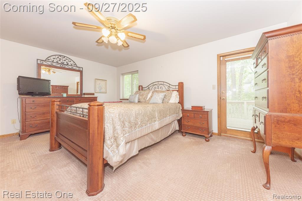 704 Grand Court, South Lyon, MI 48178 — Photo 17