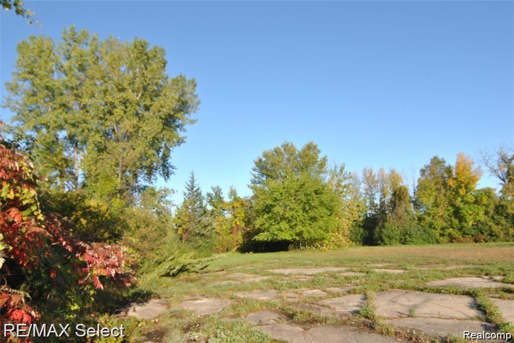 6483 BAY, Saginaw, MI 48604 — Photo 7