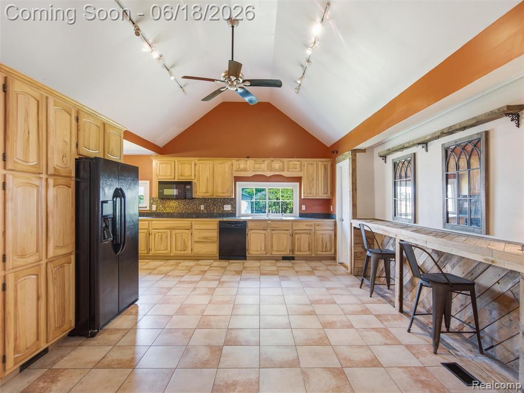 74288 Spencer Street, Armada, MI — Photo 14