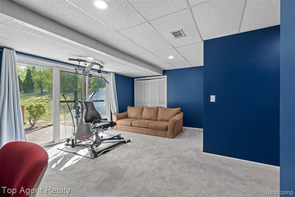 5675 Millpointe Drive, Waterford, MI 48327 — Photo 24