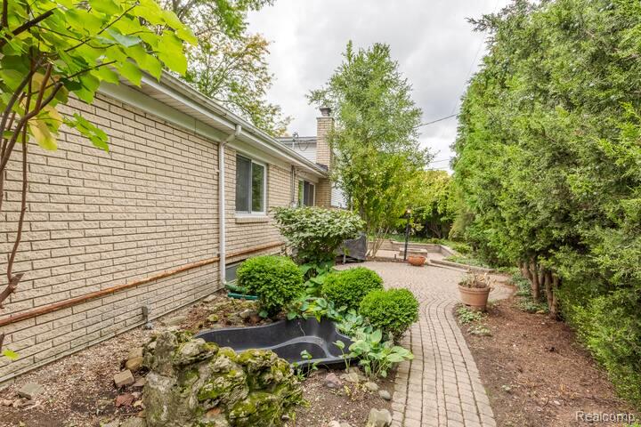 11261 Alger Street, Warren, MI 48093 — Photo 37