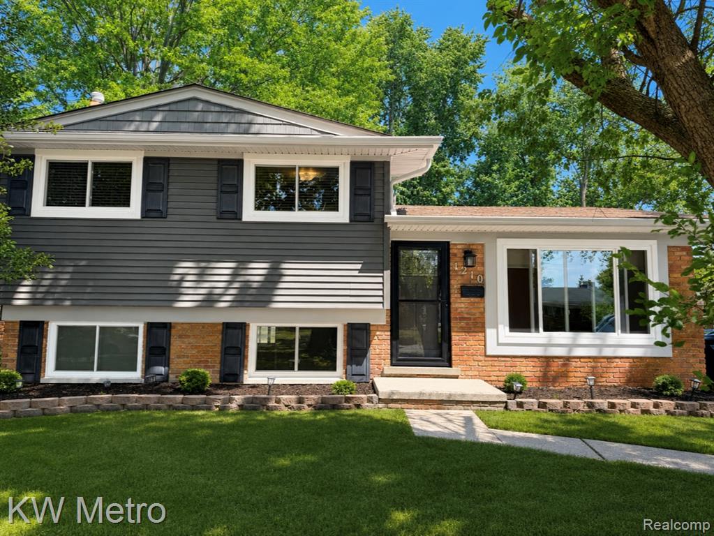 1210 KENILWORTH, Clawson, MI
