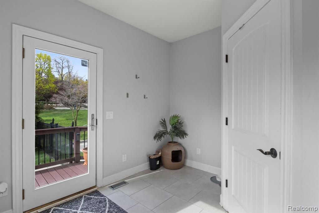 900 MCDONALD Drive, Northville, MI 48167 — Photo 20