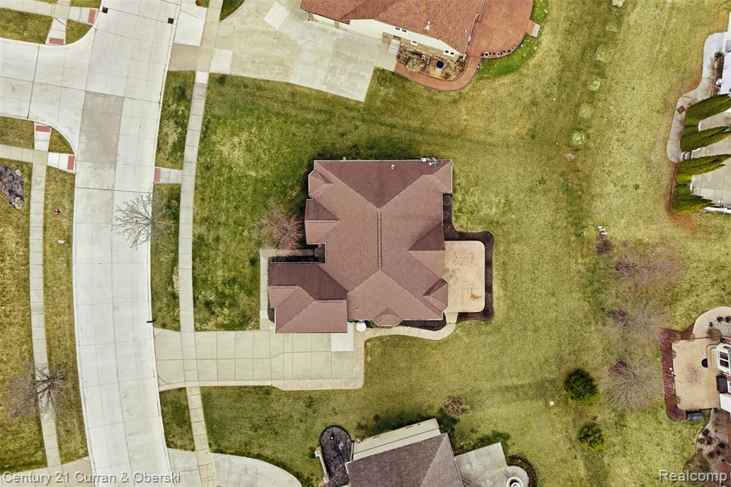 43612 Hoptree Drive, Sterling Heights, MI 48314 — Photo 43