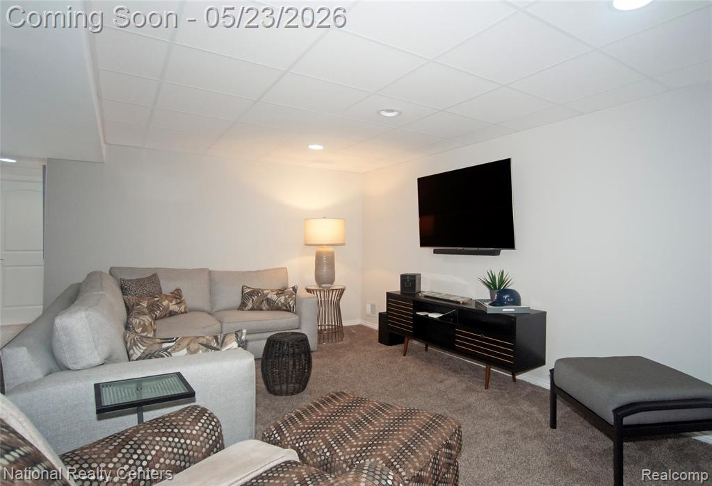21826 Hanover Drive, Macomb, MI 48042 — Photo 27
