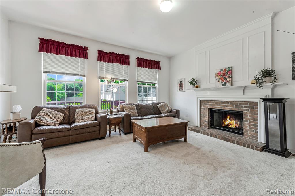 8307 Parkside Drive, Westland, MI — Photo 16