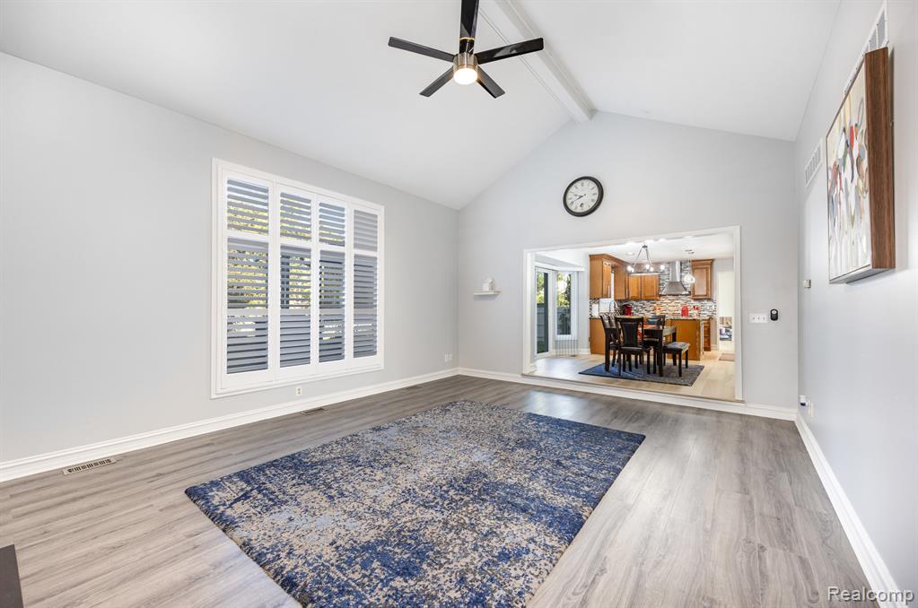 53005 Gregory Drive, Macomb, MI 48042 — Photo 12