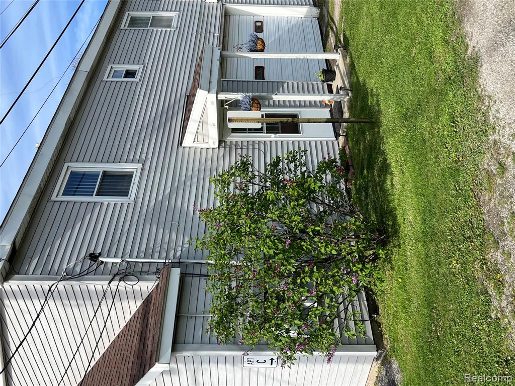 12660 Grafton Road, Carleton, MI 48117 — Photo 23