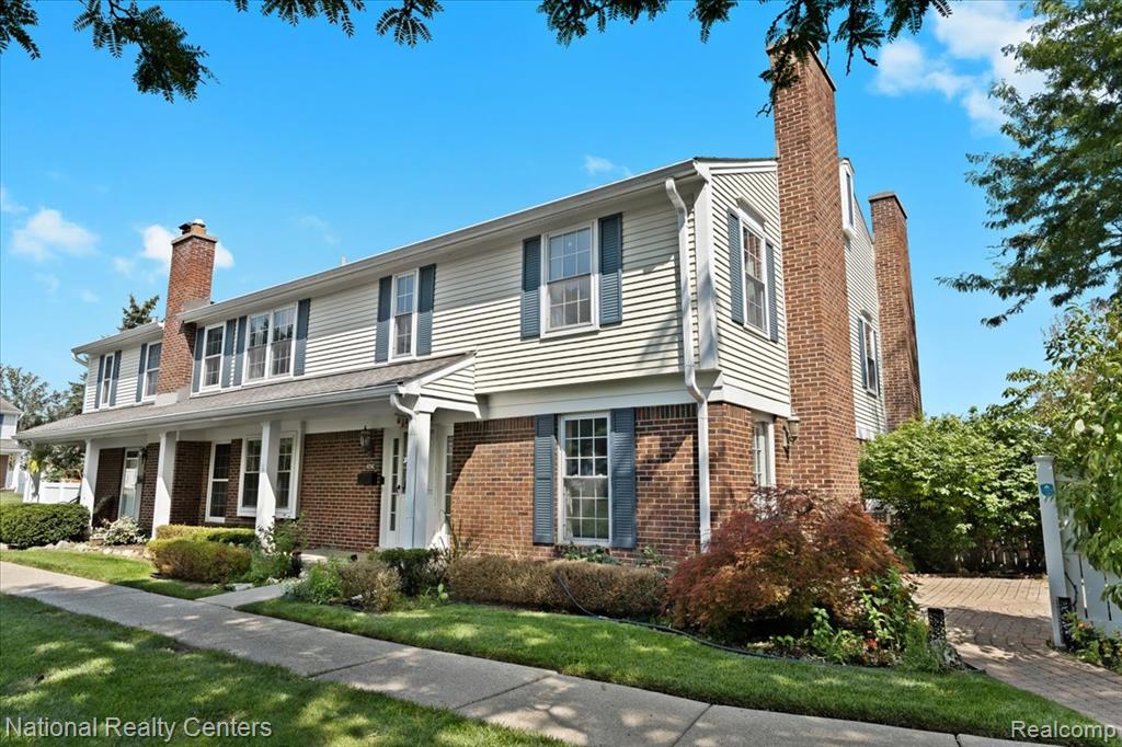 42142 Roscommon Street, Novi, MI 48167 — Photo 2