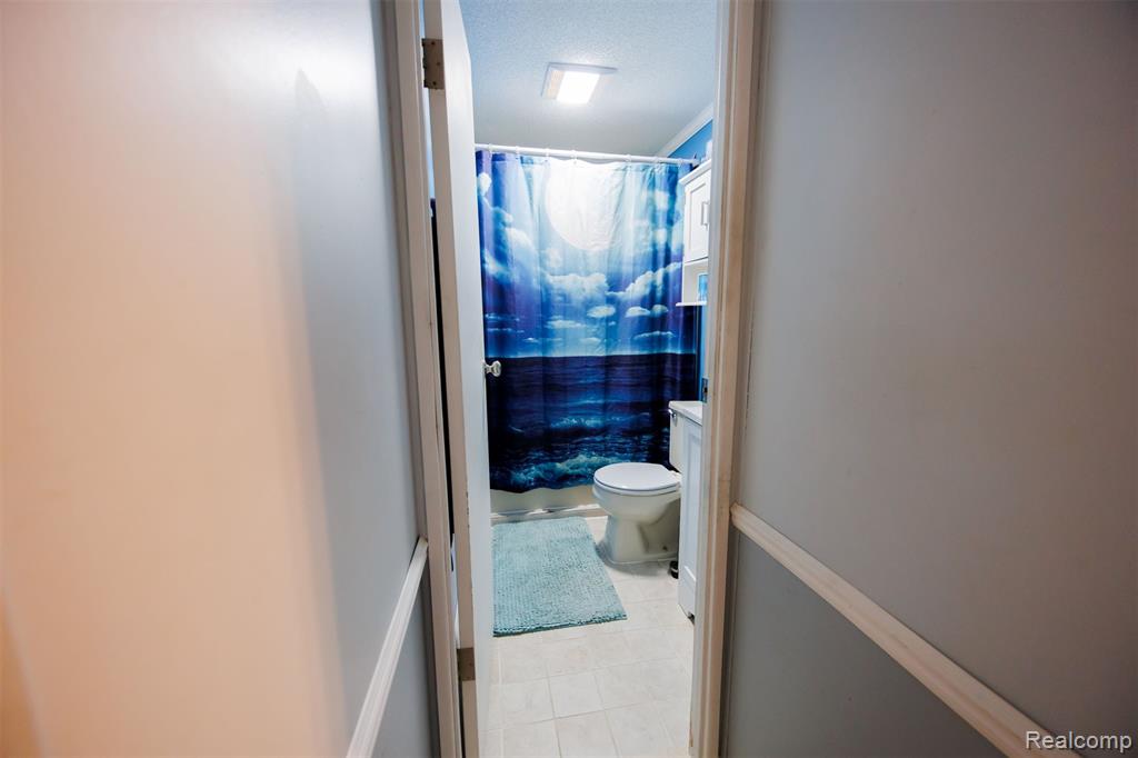 8016 Harbour Drive, MI — Photo 37
