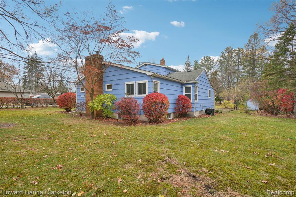 5506 Cruse Avenue, Waterford, MI 48327 — Photo 37