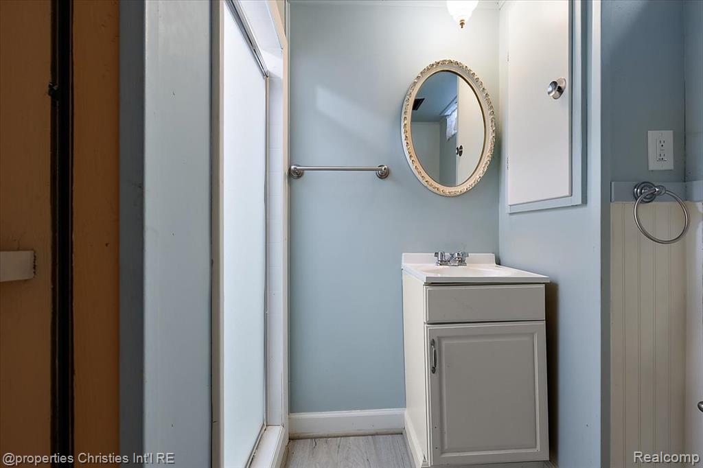 31711 Arlington Drive, Beverly Hills, MI 48025 — Photo 17