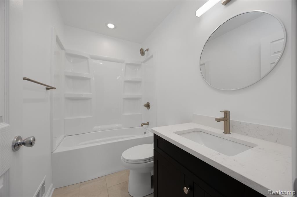 623 E Brockton Avenue, Madison Heights, MI 48071 — Photo 13