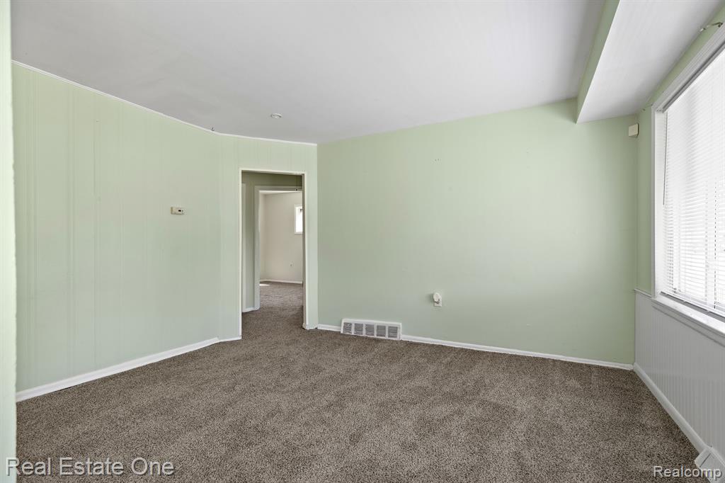7957 PINE Street, Taylor, MI 48180 — Photo 3
