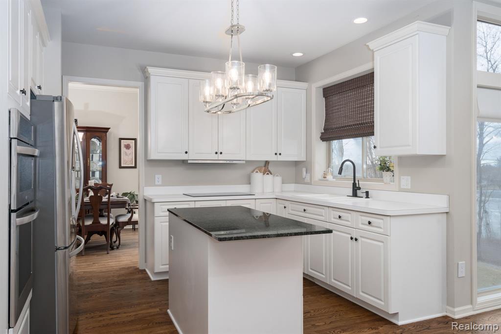 6751 Berry Pointe Drive, Clarkston, MI 48348 — Photo 17