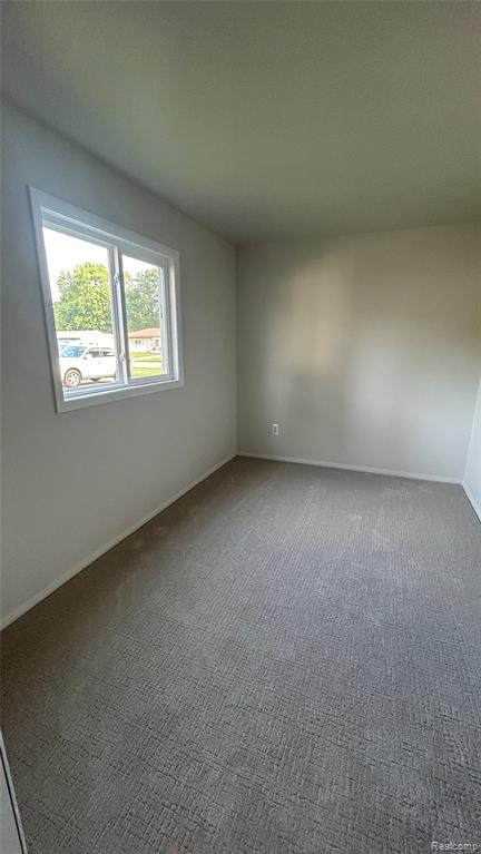 6166 Mulberry Drive, Sterling Heights, MI 48314 — Photo 12