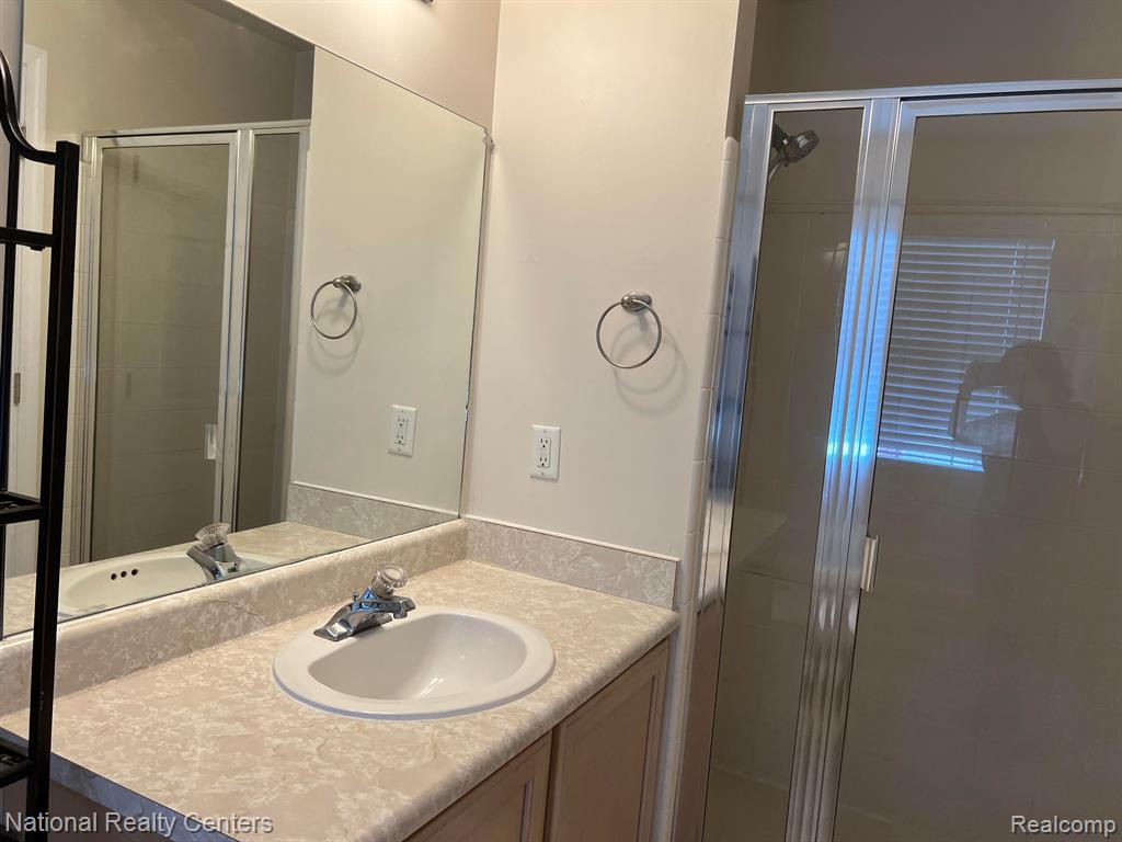 41867 MITCHELL Road, Novi, MI — Photo 22
