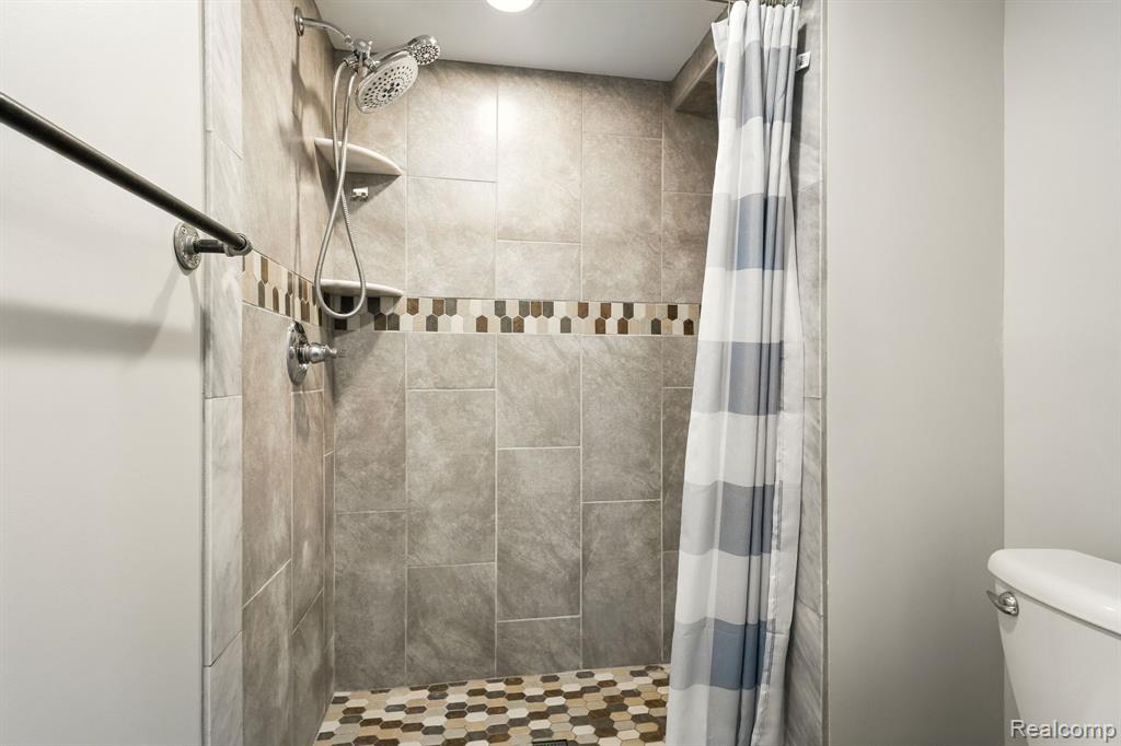 50219 Cheltenham Drive, Macomb, MI 48044 — Photo 31