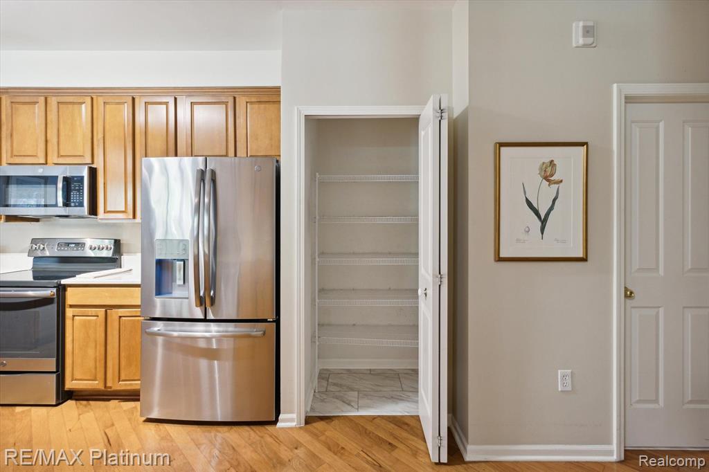4014 ELIZABETH Avenue, Canton, MI 48188 — Photo 14