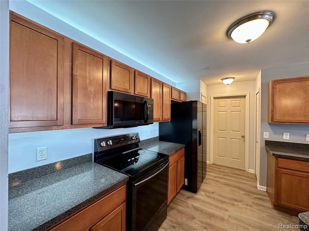 2393 Arcadia Drive, Canton, MI 48188 — Photo 15