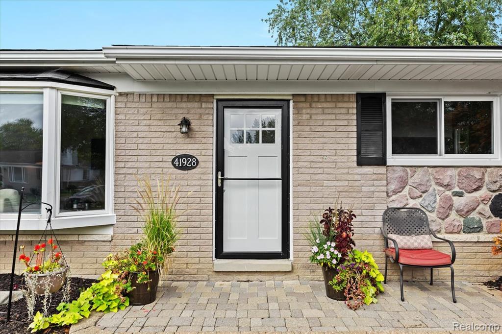 41928 Old Bridge Road, Canton, MI 48188 — Photo 4
