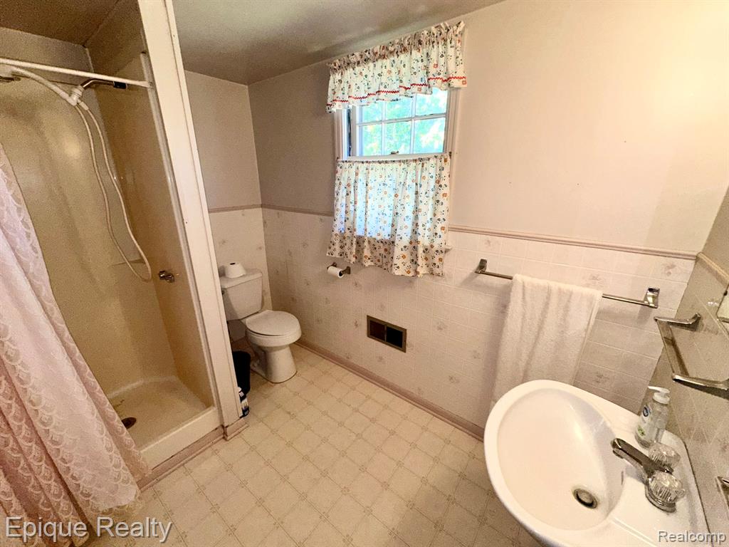 305 N Kennefic Street, Yale, MI 48097 — Photo 19